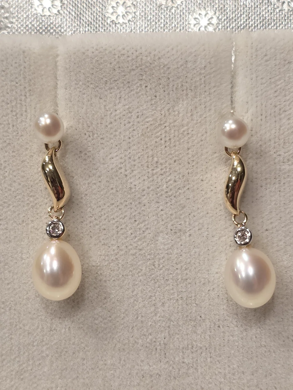 💕✨️14K Classic Pearl Drop Gold Earrings✨️💕